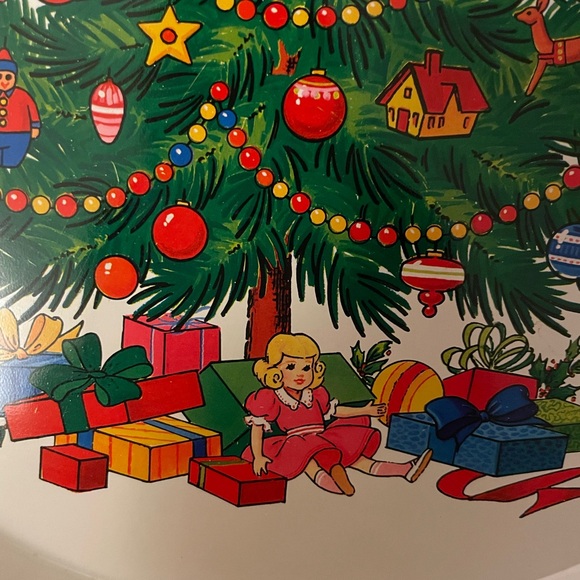 Vintage The Ullman Co. Holiday Christmas Tree Round Metal Serving Tray 13” - Picture 5 of 10